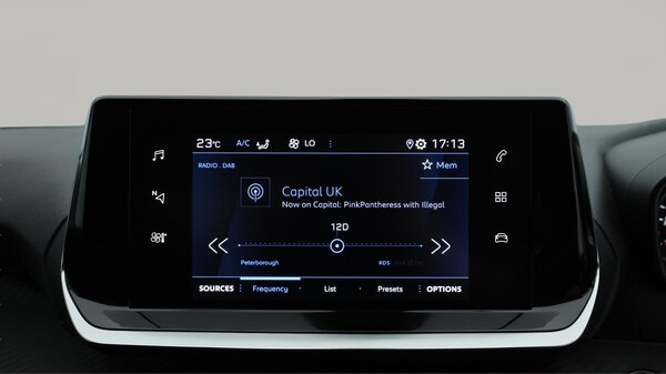 Used Peugeot 2008 2022 for sale - 75990957: Photo 12
