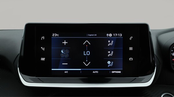 Used Peugeot 2008 2022 for sale - 75990957: Photo 13