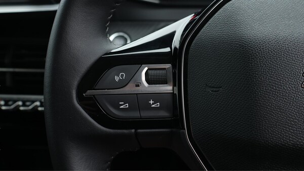 Used Peugeot 2008 2022 for sale - 75990957: Photo 24