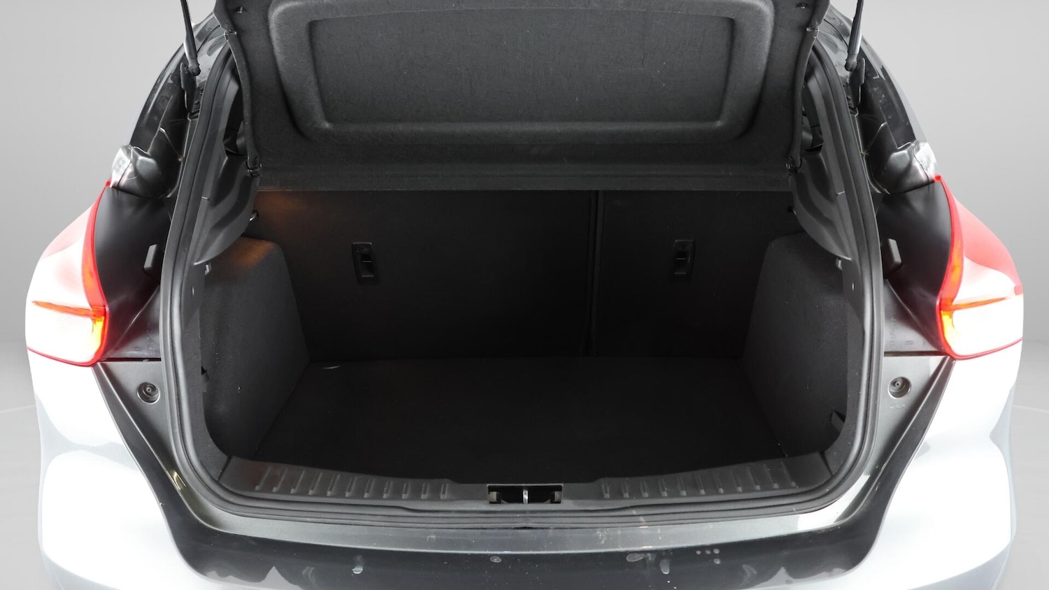 Used Ford Focus 2017 for sale - 76446421: Photo 18