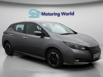 Nissan - Leaf