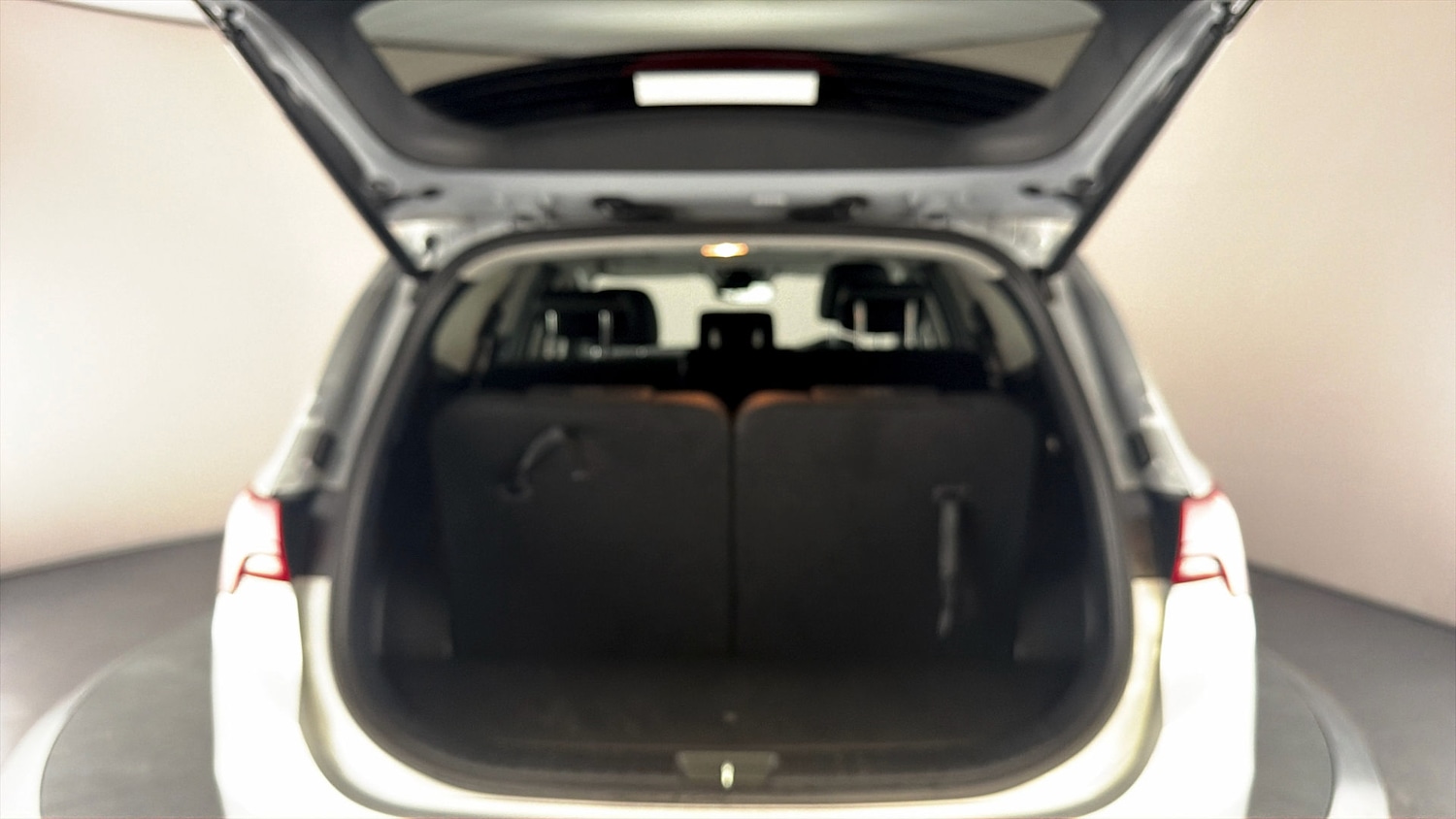 Used Hyundai Santa Fe 2023 for sale - 77776473: Photo 17