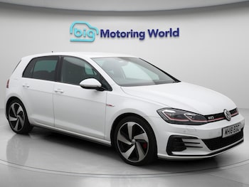 Volkswagen - Golf