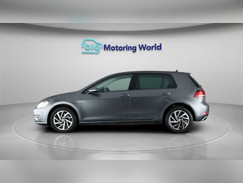 Used Volkswagen Golf 2020 for sale - 77591537: Photo