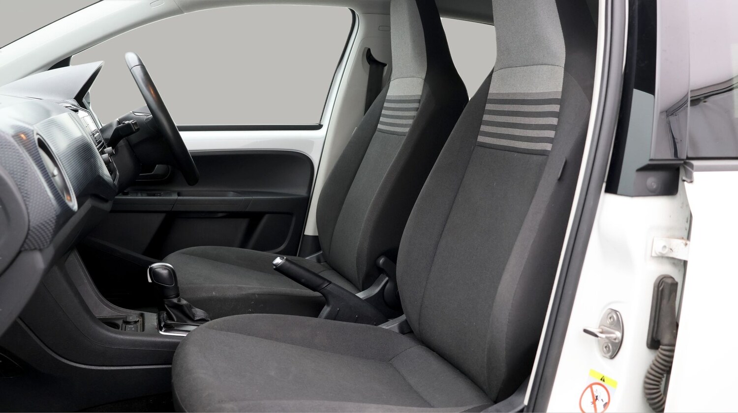 Used Volkswagen up! 2022 for sale - 77248057: Photo 14