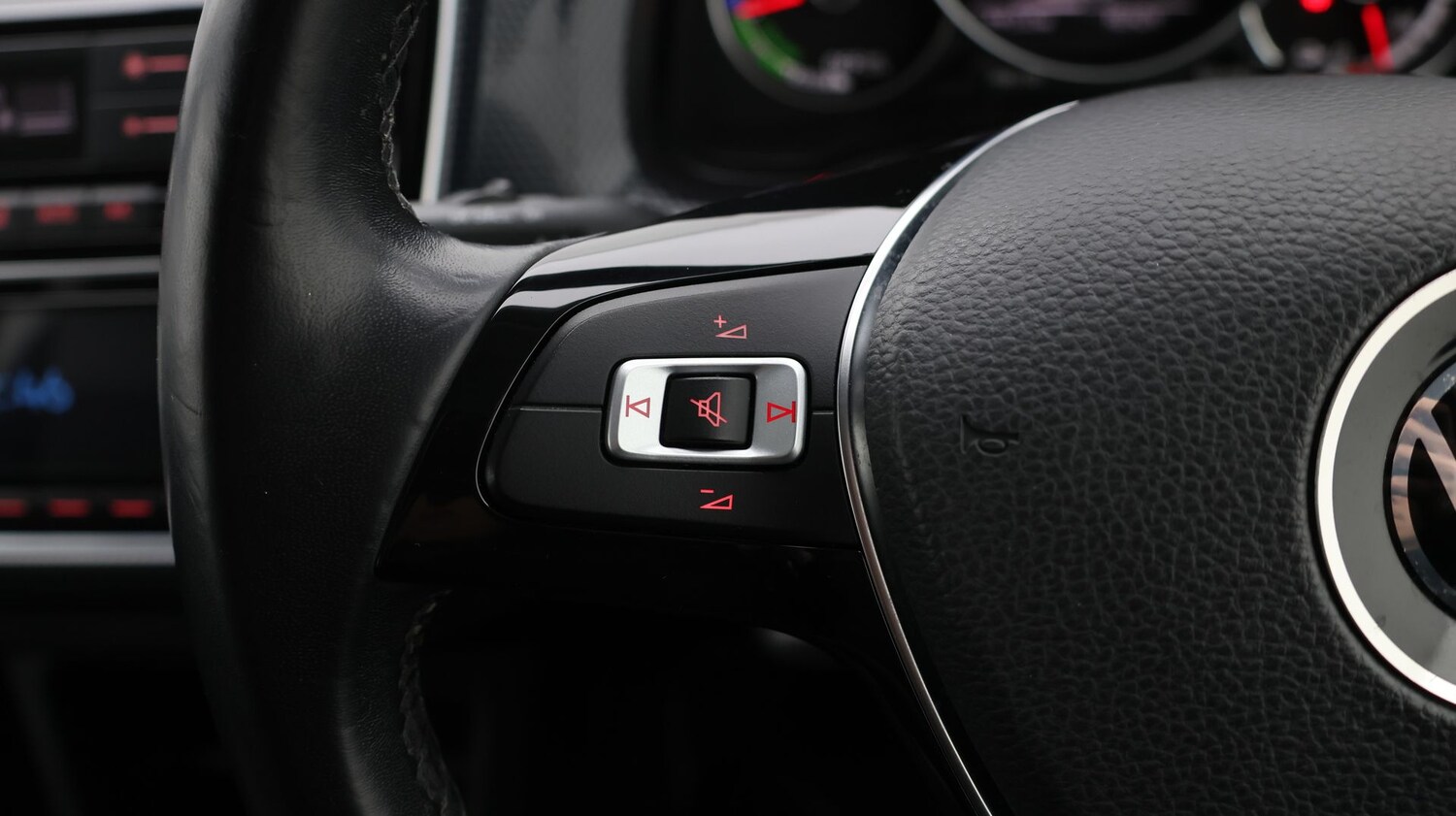 Used Volkswagen up! 2022 for sale - 77248057: Photo 22