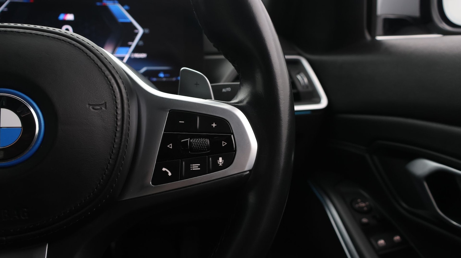 Used BMW 3 Series 2023 for sale - 77530510: Photo 25