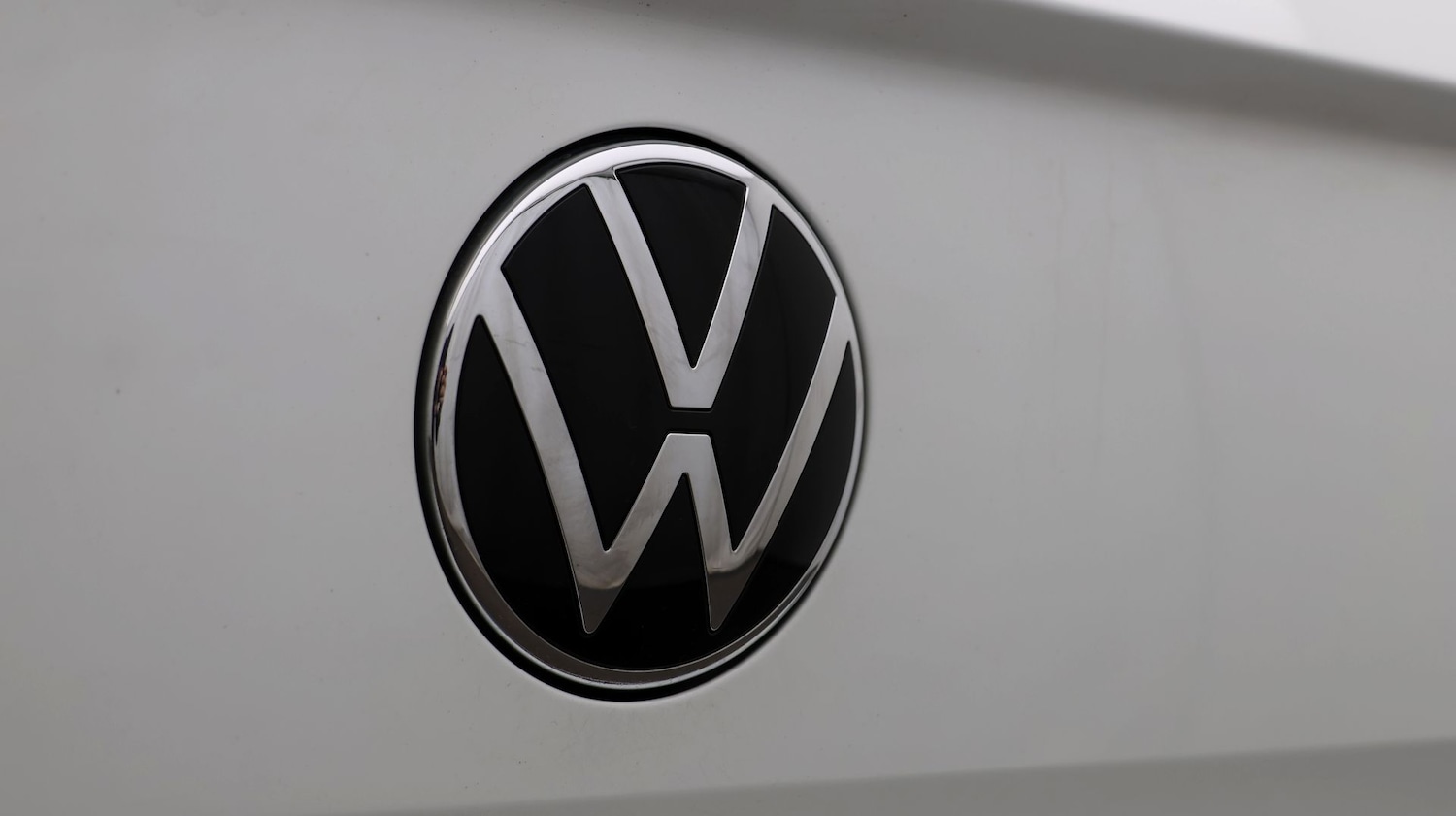 Used Volkswagen T-Roc 2023 for sale - 77378316: Photo 23