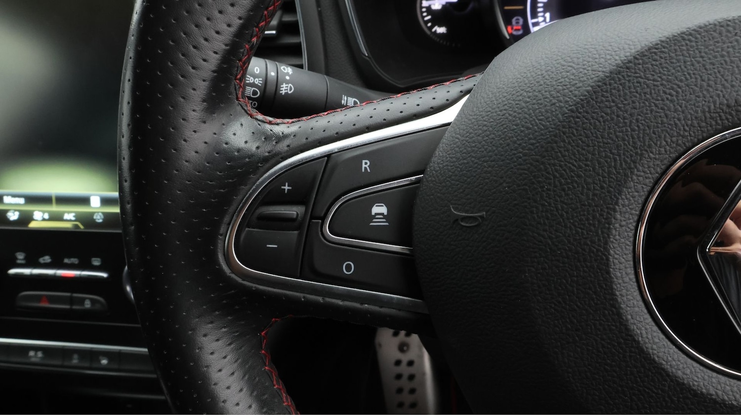 Used Renault Megane 2019 for sale - 77950265: Photo 22