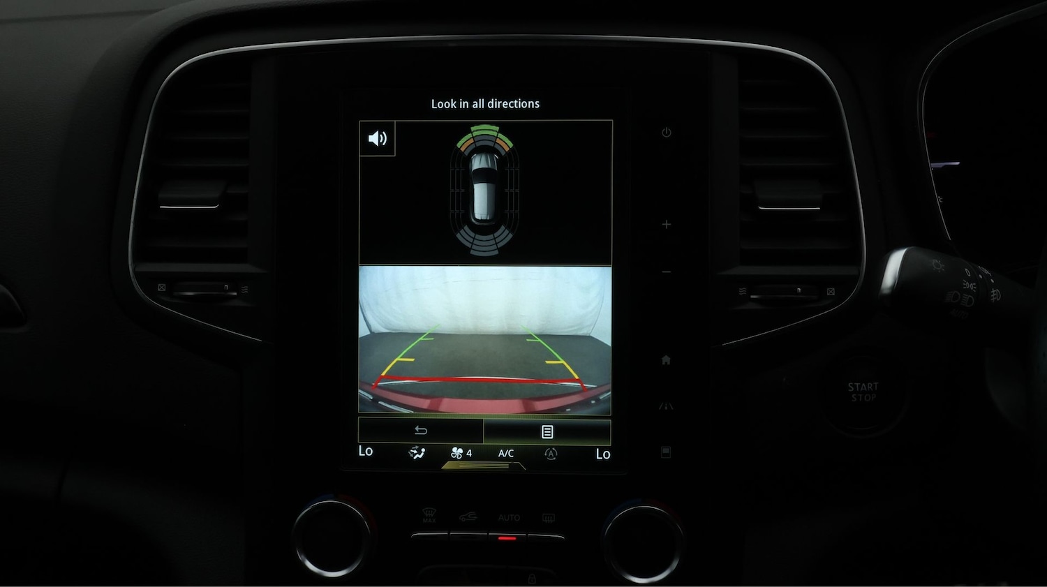 Used Renault Megane 2019 for sale - 77950265: Photo 24