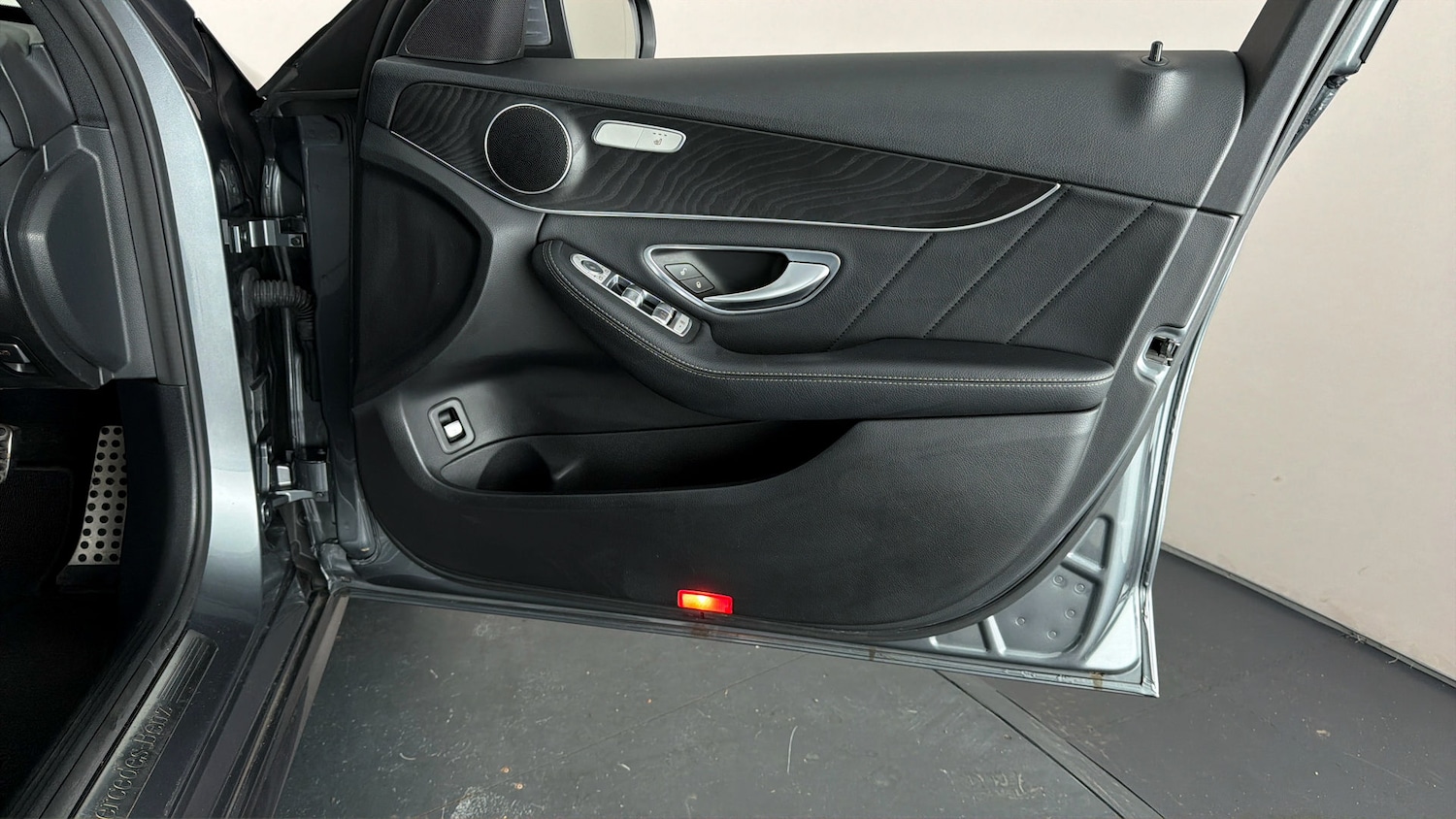 Used Mercedes-Benz C Class 2017 for sale - 78053214: Photo 14