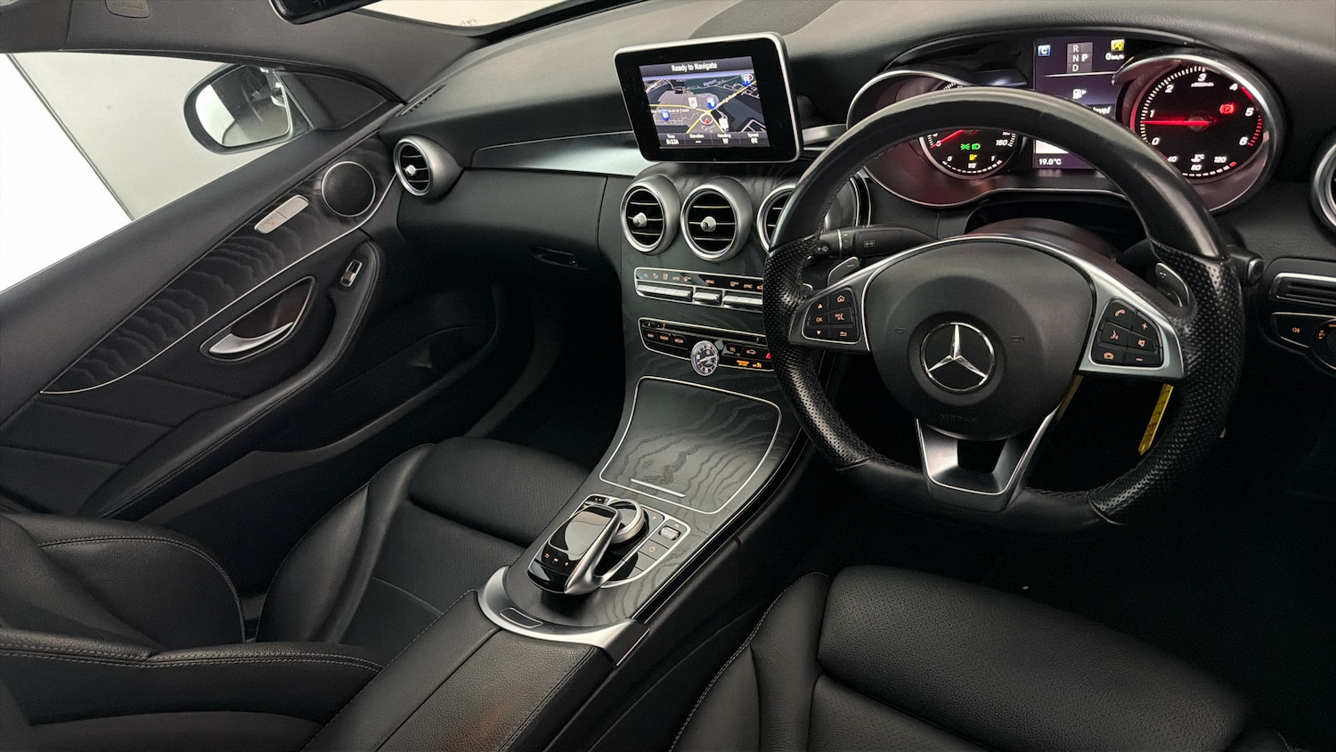 Used Mercedes-Benz C Class 2017 for sale - 78053214: Photo 9