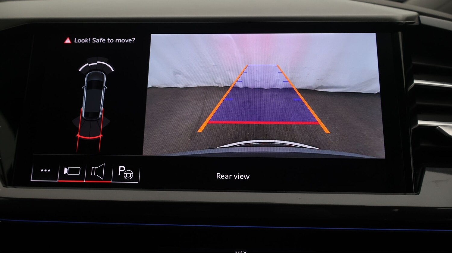 Used Audi Q4 e-tron 2024 for sale - 77363467: Photo 26