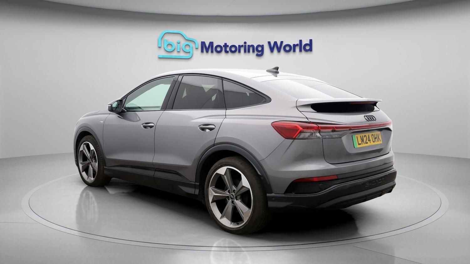 Used Audi Q4 e-tron 2024 for sale - 77363467: Photo 5