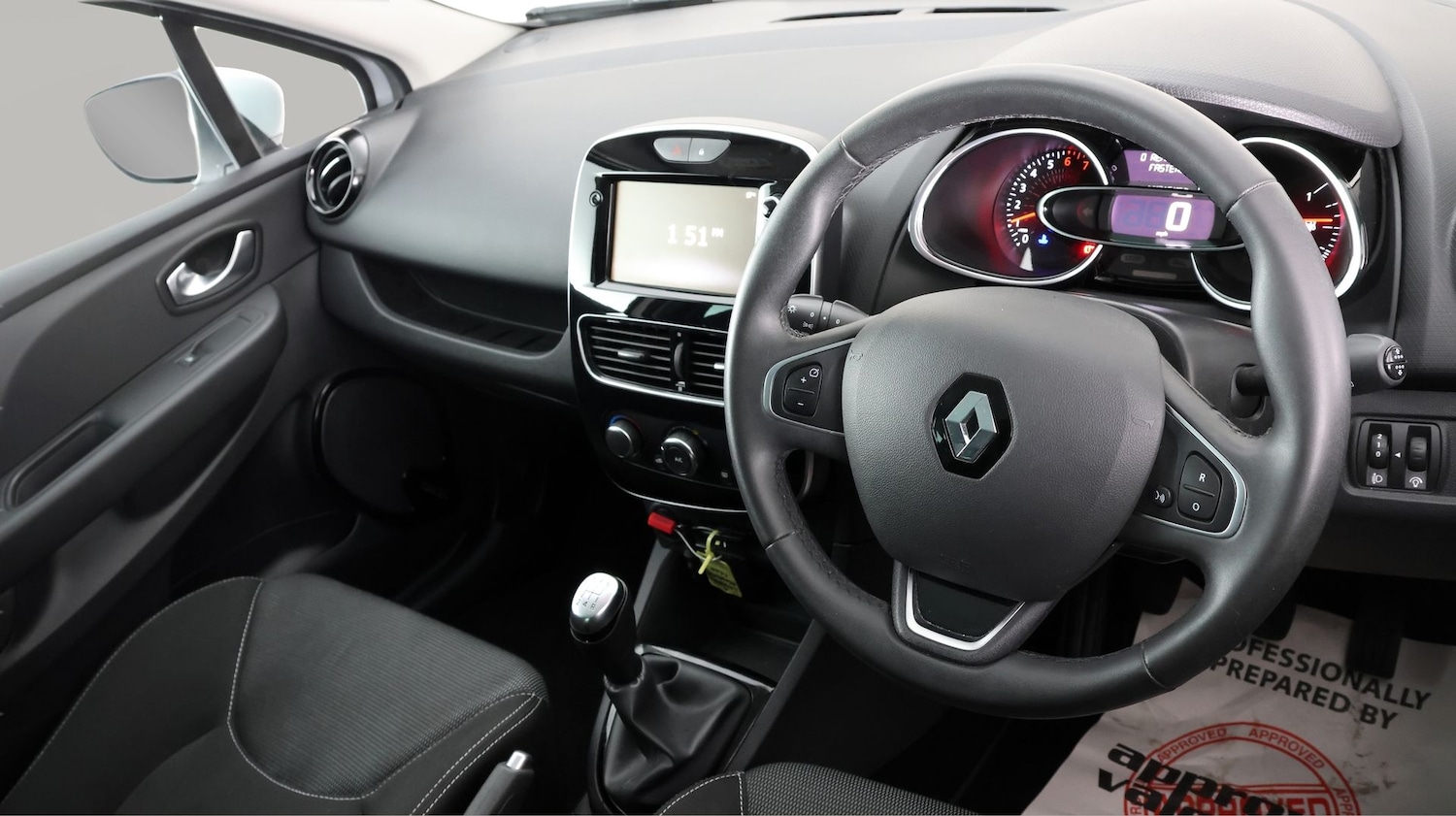 Used Renault Clio 2019 for sale - 77181930: Photo 9