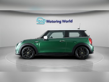 Used MINI Hatch 2022 for sale - 77436237: Photo