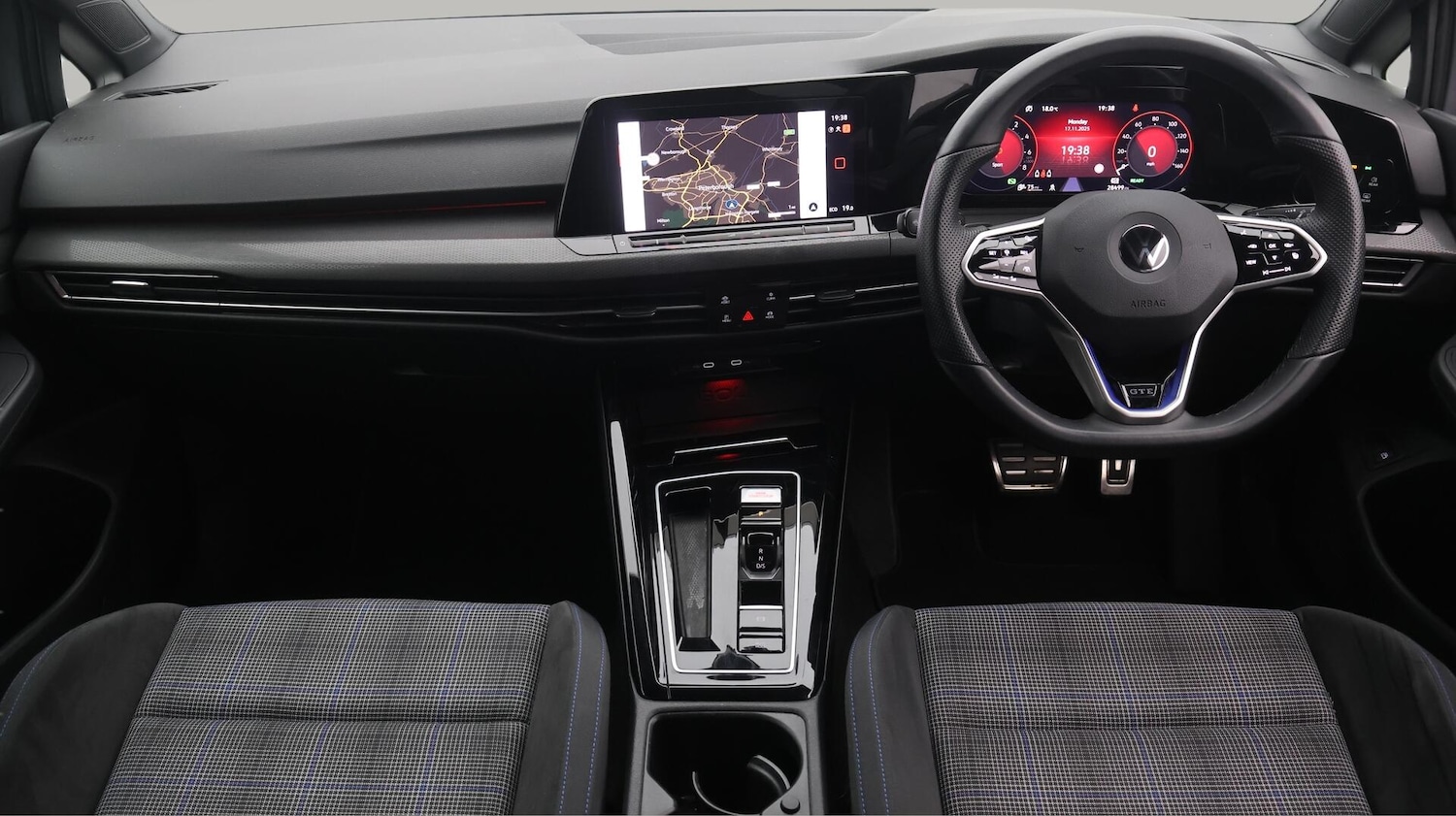 Used Volkswagen Golf 2022 for sale - 76633610: Photo 14