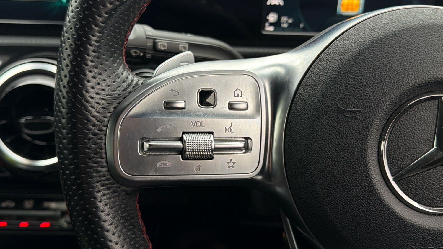 Used Mercedes-Benz A-Class 2018 for sale - 77931454: Photo 22