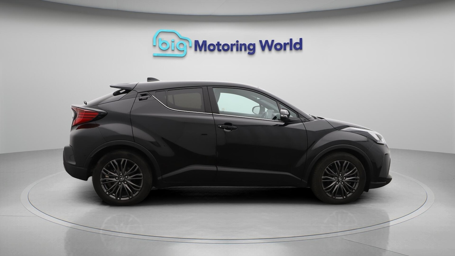 Used Toyota C-HR 2023 for sale - 76689552: Photo 9