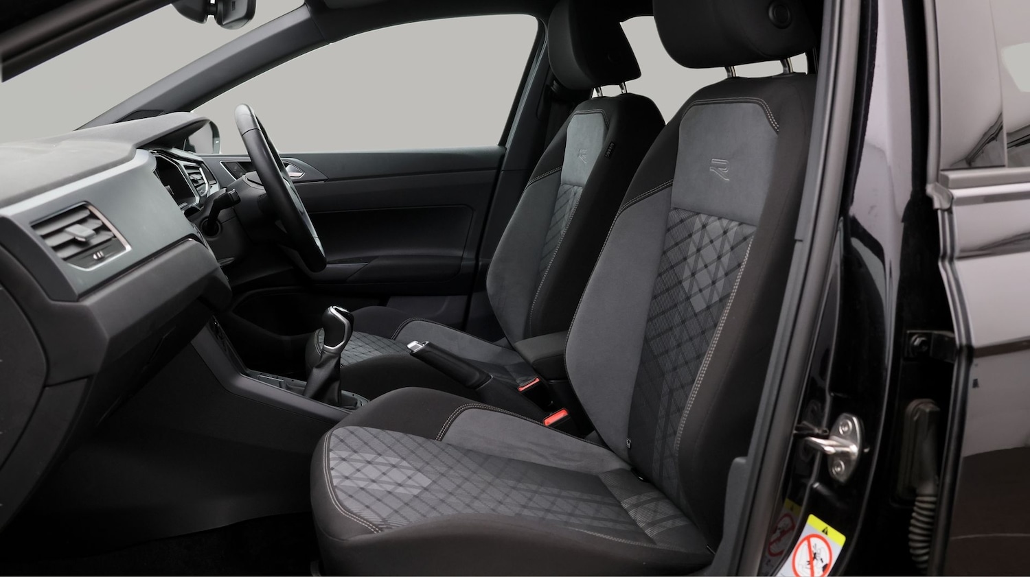 Used Volkswagen Polo 2025 for sale - 77776134: Photo 14