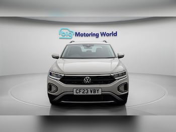 Used Volkswagen T-Roc 2023 for sale - 79183813: Photo