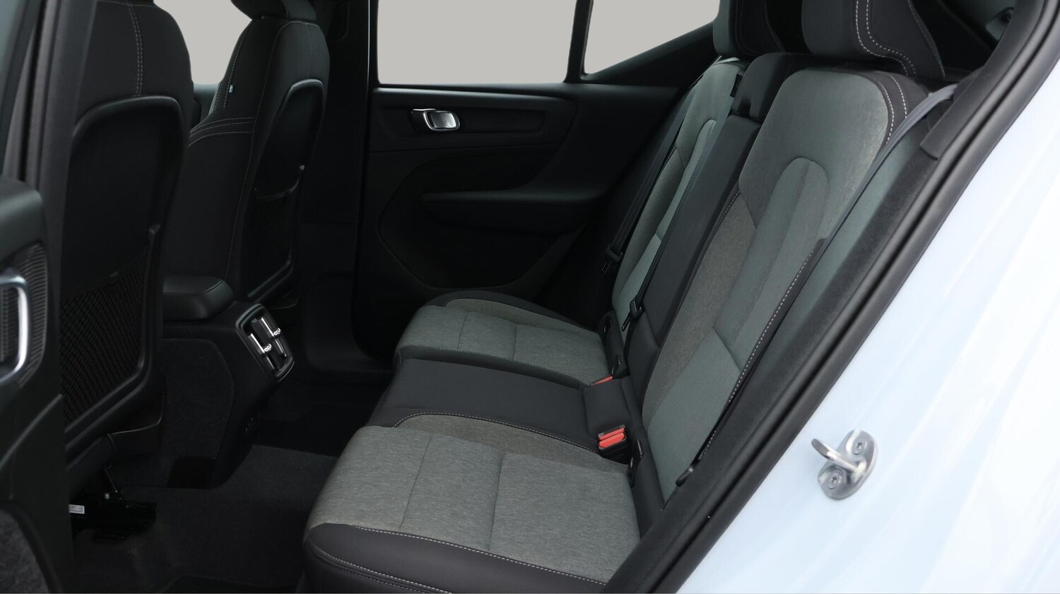 Used Volvo XC40 2024 for sale - 76473000: Photo 17