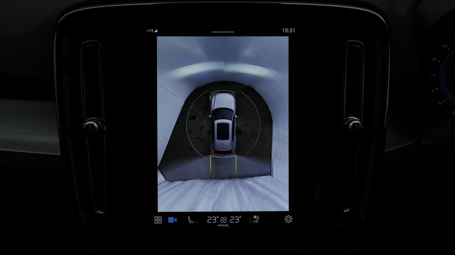 Used Volvo XC40 2024 for sale - 76473000: Photo 23