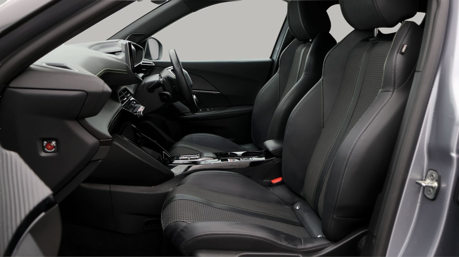 Used Peugeot 2008 2022 for sale - 77198731: Photo 14