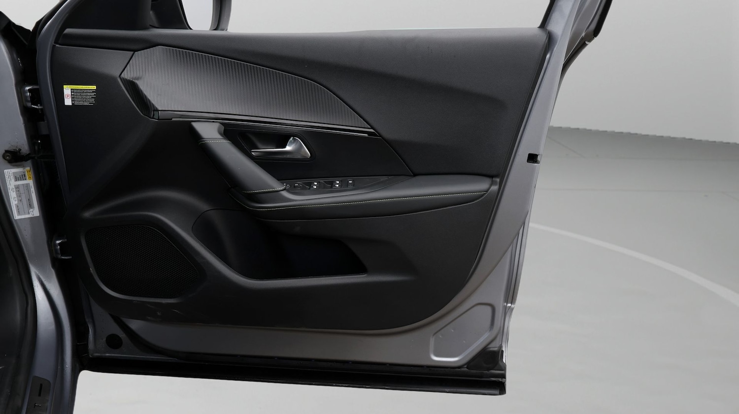 Used Peugeot 2008 2022 for sale - 77198731: Photo 15