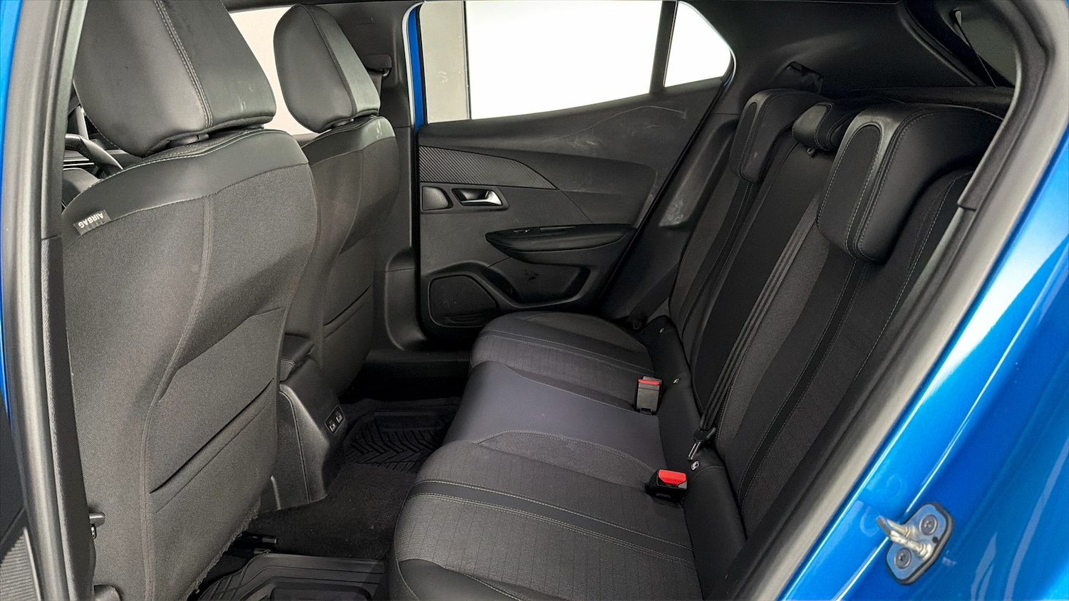 Used Peugeot 2008 2023 for sale - 78081643: Photo 15