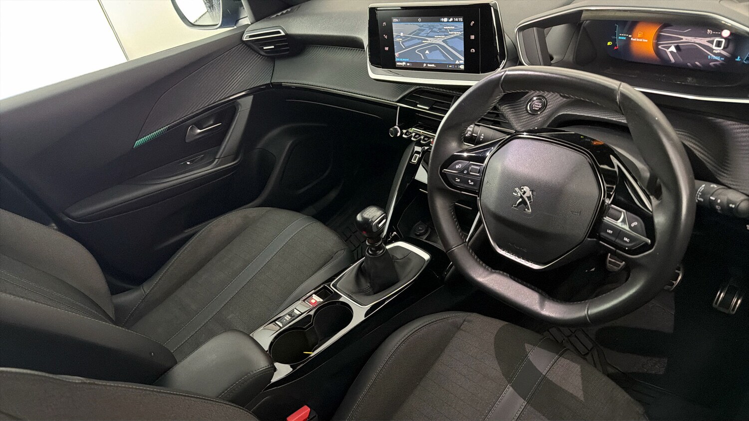 Used Peugeot 2008 2023 for sale - 78081643: Photo 9