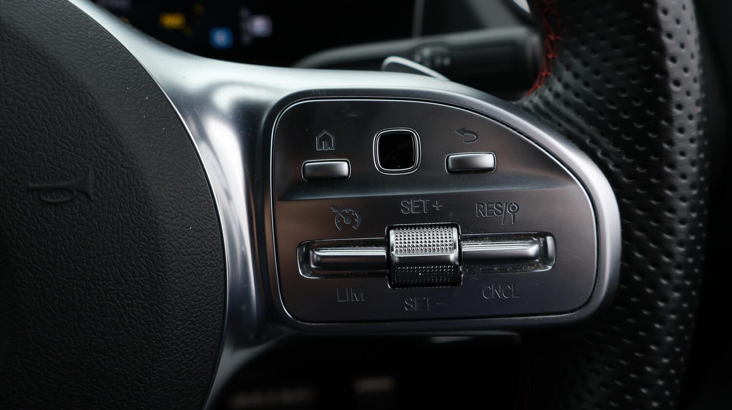 Used Mercedes-Benz GLA 2021 for sale - 76521753: Photo 24