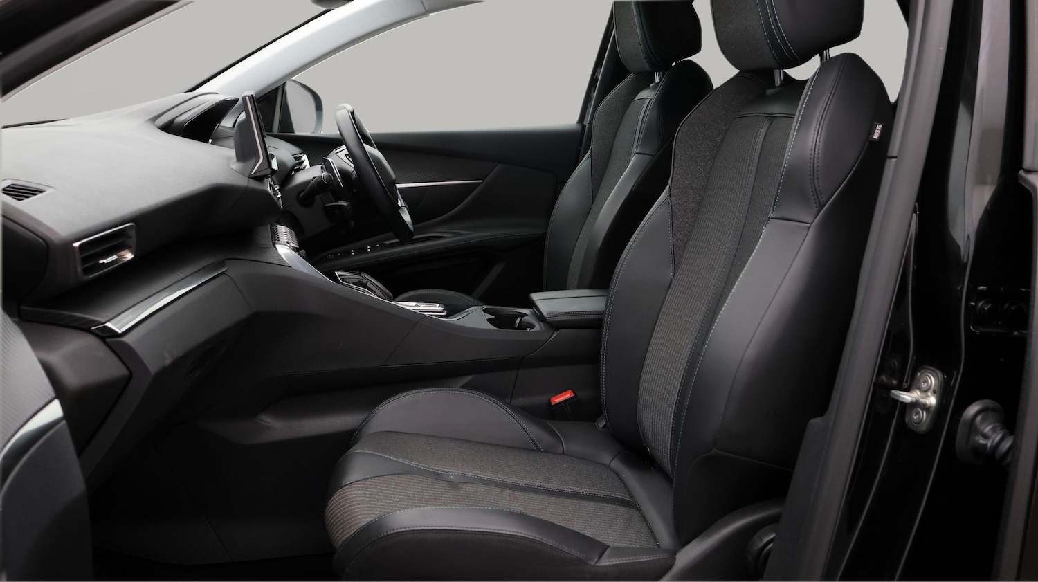 Used Peugeot 3008 2021 for sale - 77610565: Photo 14