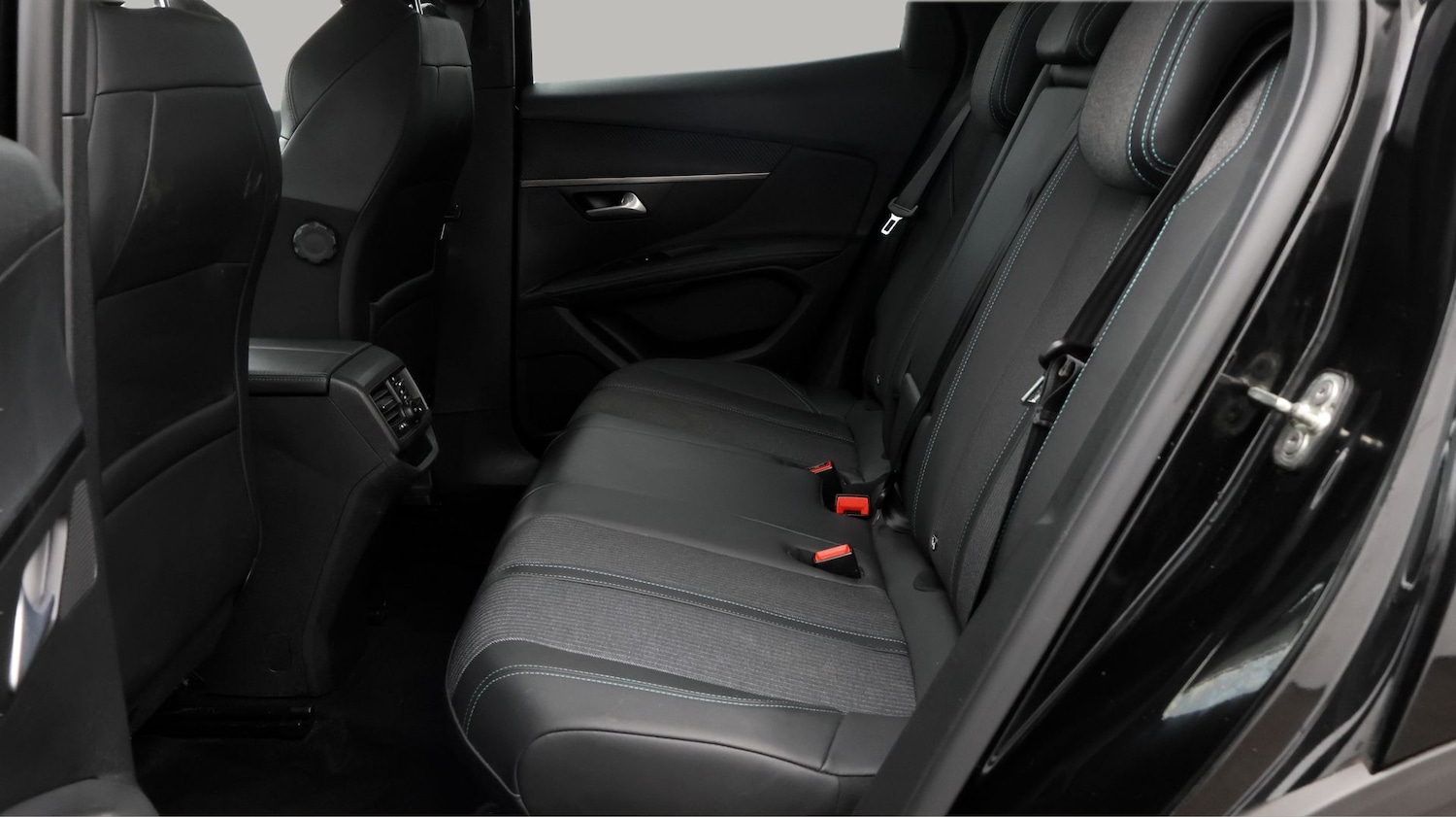 Used Peugeot 3008 2021 for sale - 77610565: Photo 16