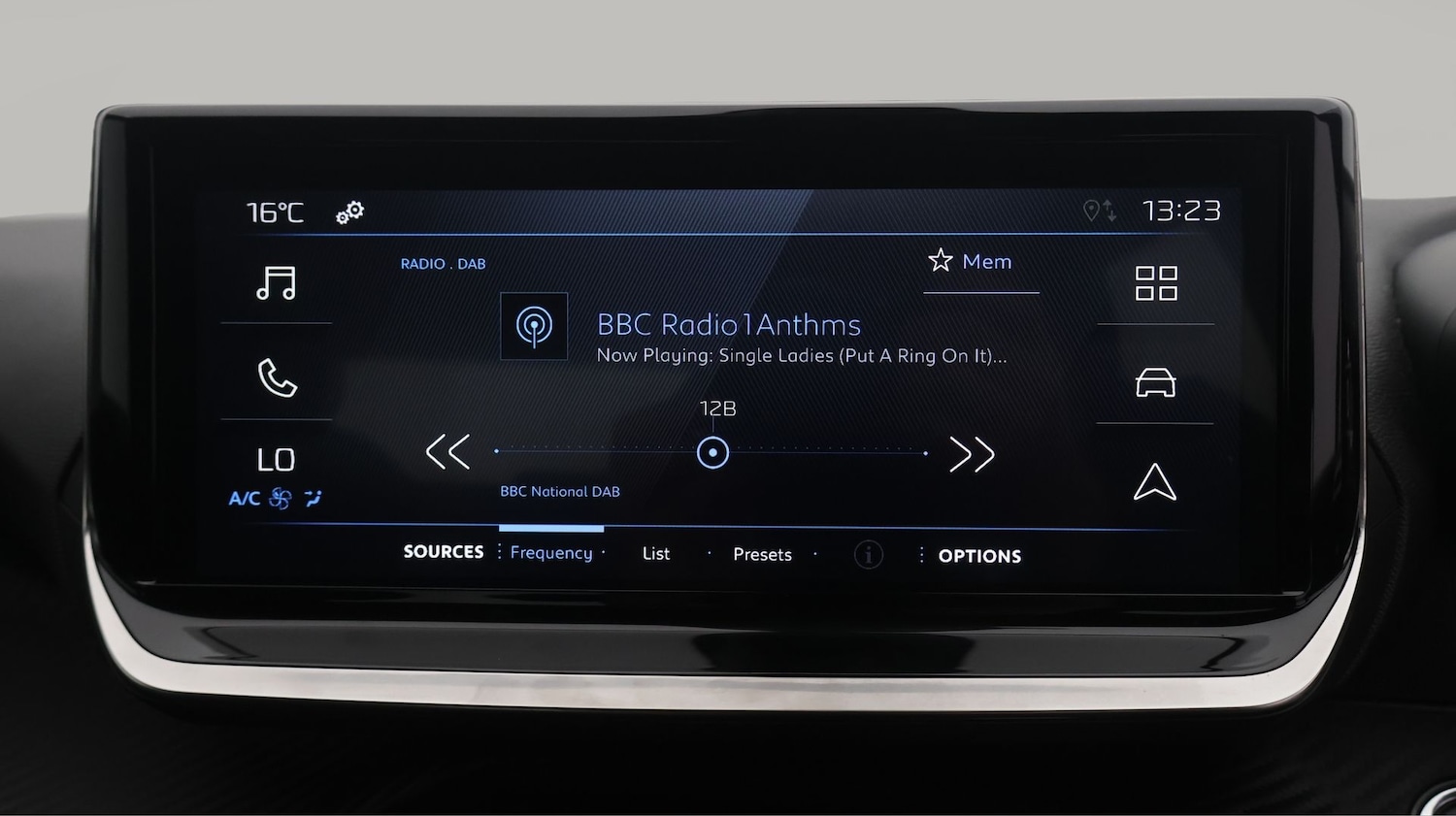 Used Peugeot 2008 2023 for sale - 77420580: Photo 11