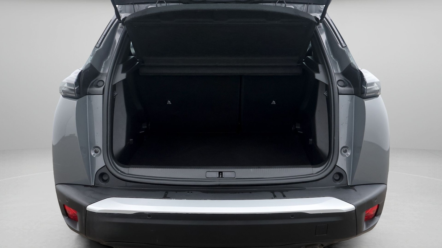 Used Peugeot 2008 2023 for sale - 77420580: Photo 17