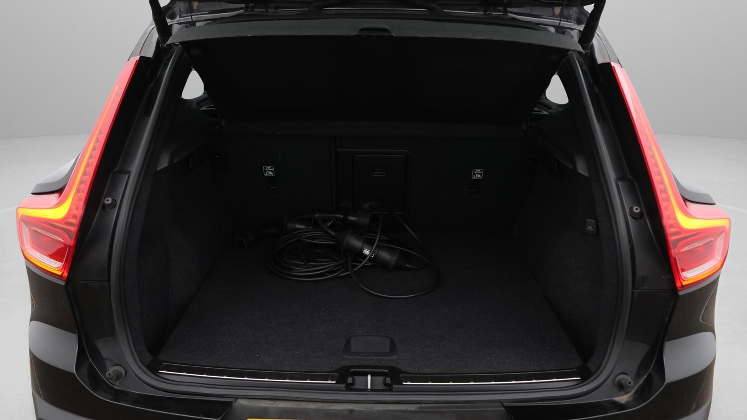 Used Volvo XC40 2021 for sale - 76528123: Photo 18