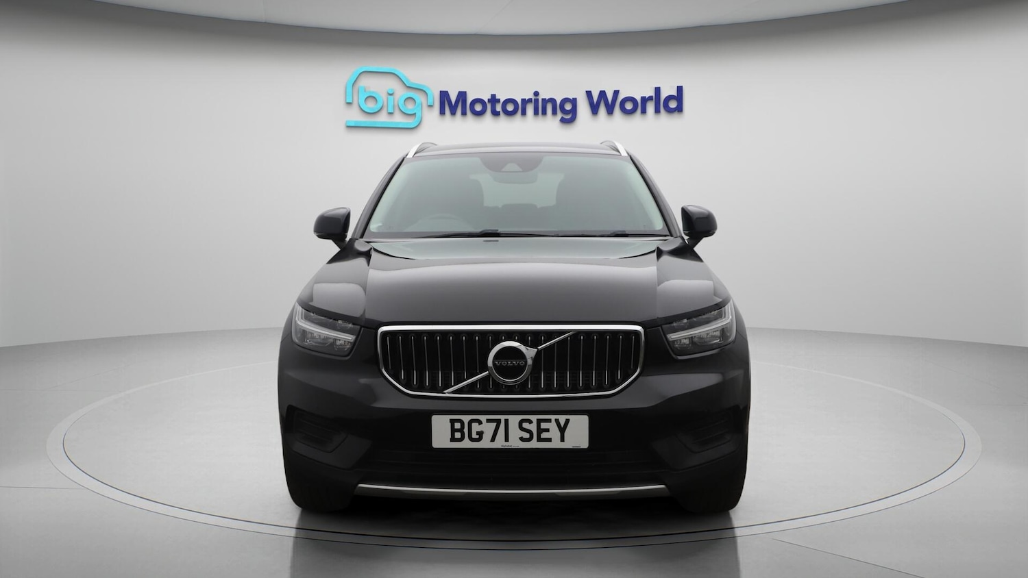 Used Volvo XC40 2021 for sale - 76528123: Photo 3
