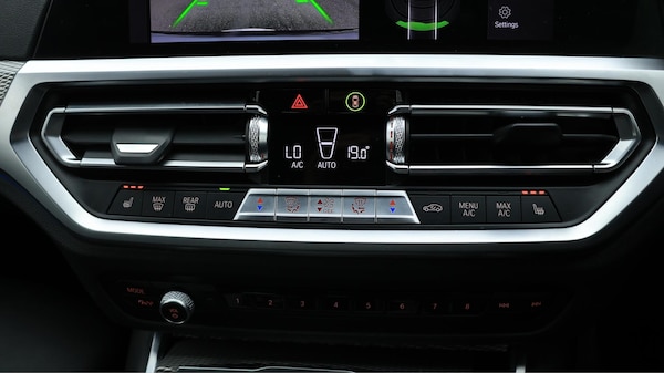Used BMW 3 Series 2020 for sale - 76152208: Photo 12