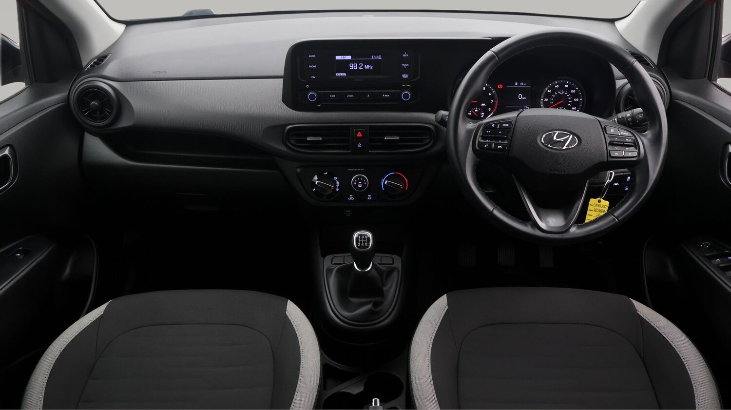 Used Hyundai i10 2023 for sale - 77818091: Photo 13