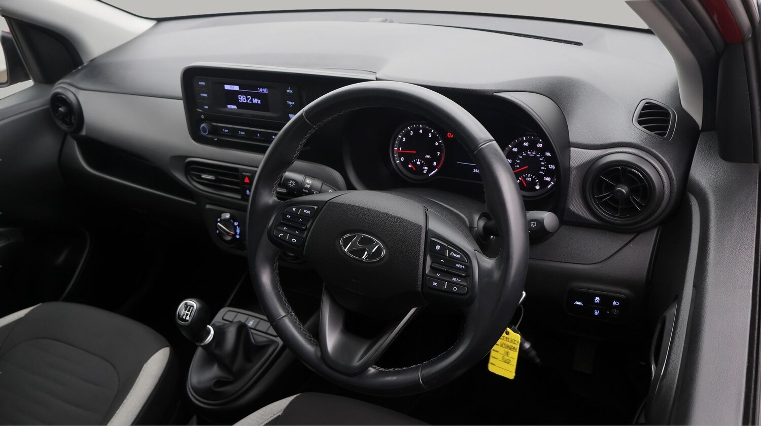 Used Hyundai i10 2023 for sale - 77818091: Photo 9