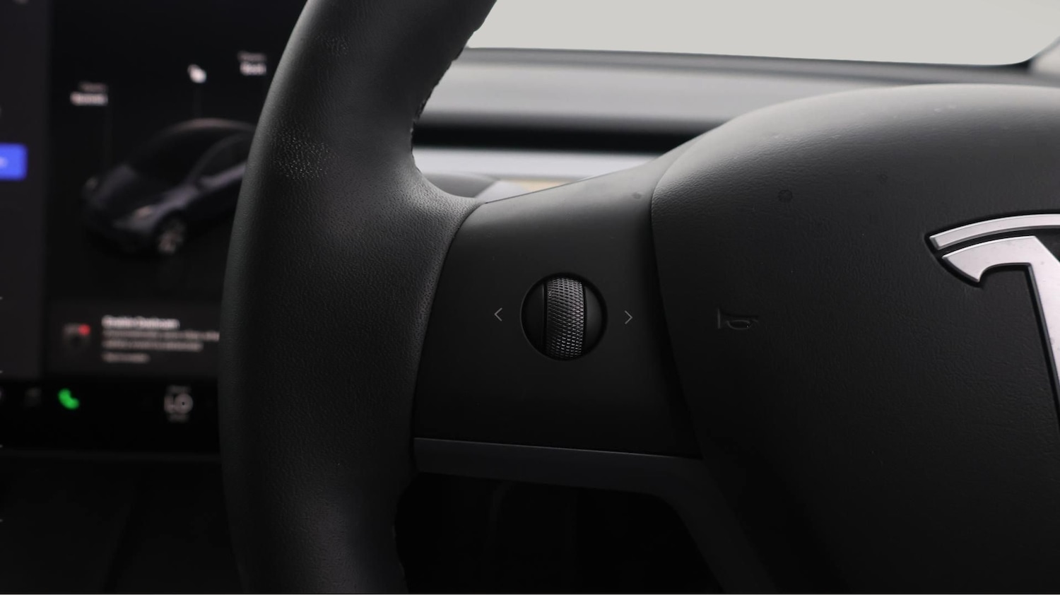 Used Tesla Model Y 2022 for sale - 77704236: Photo 25