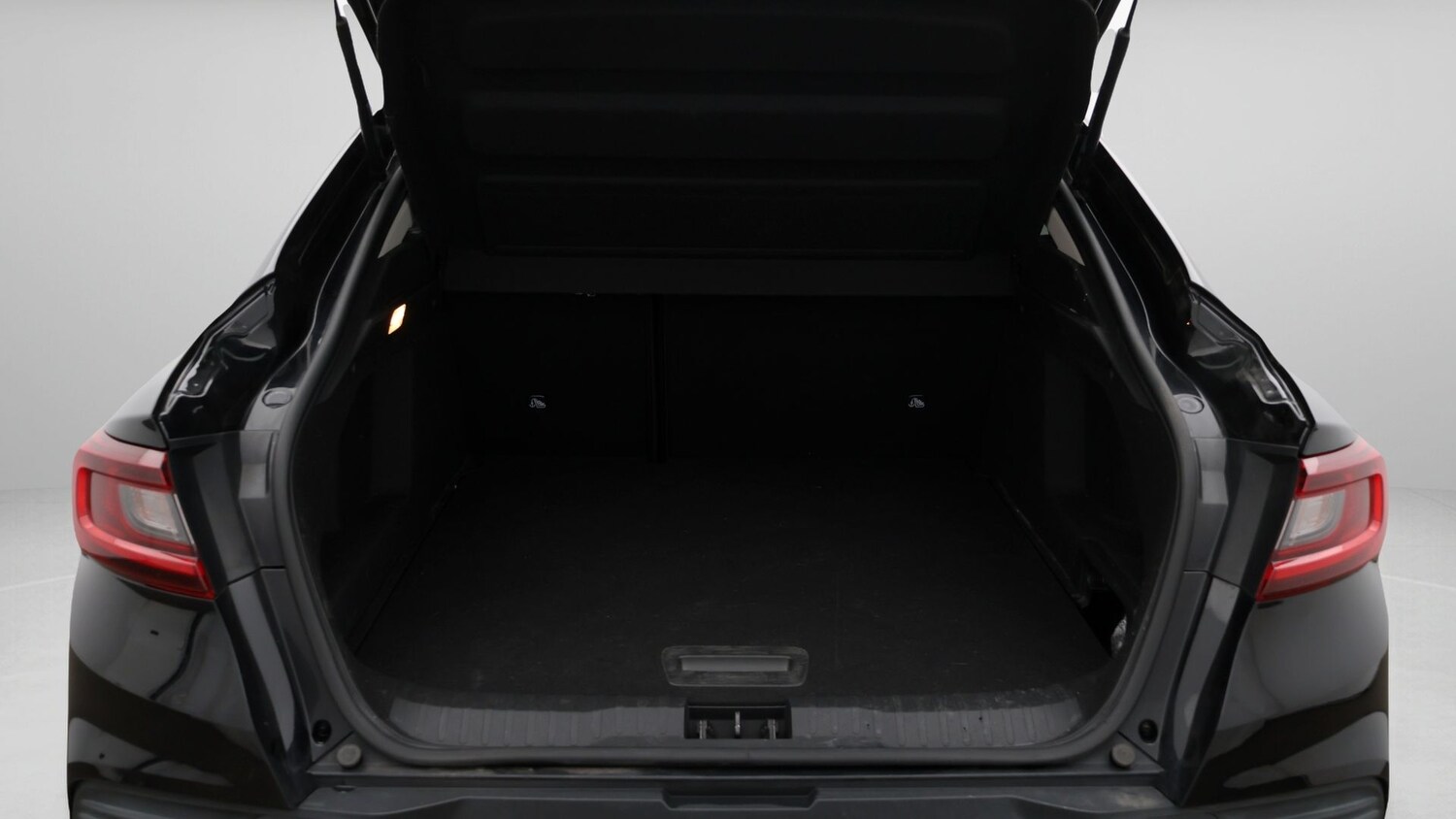 Used Renault Arkana for sale - 77182125: Photo 17