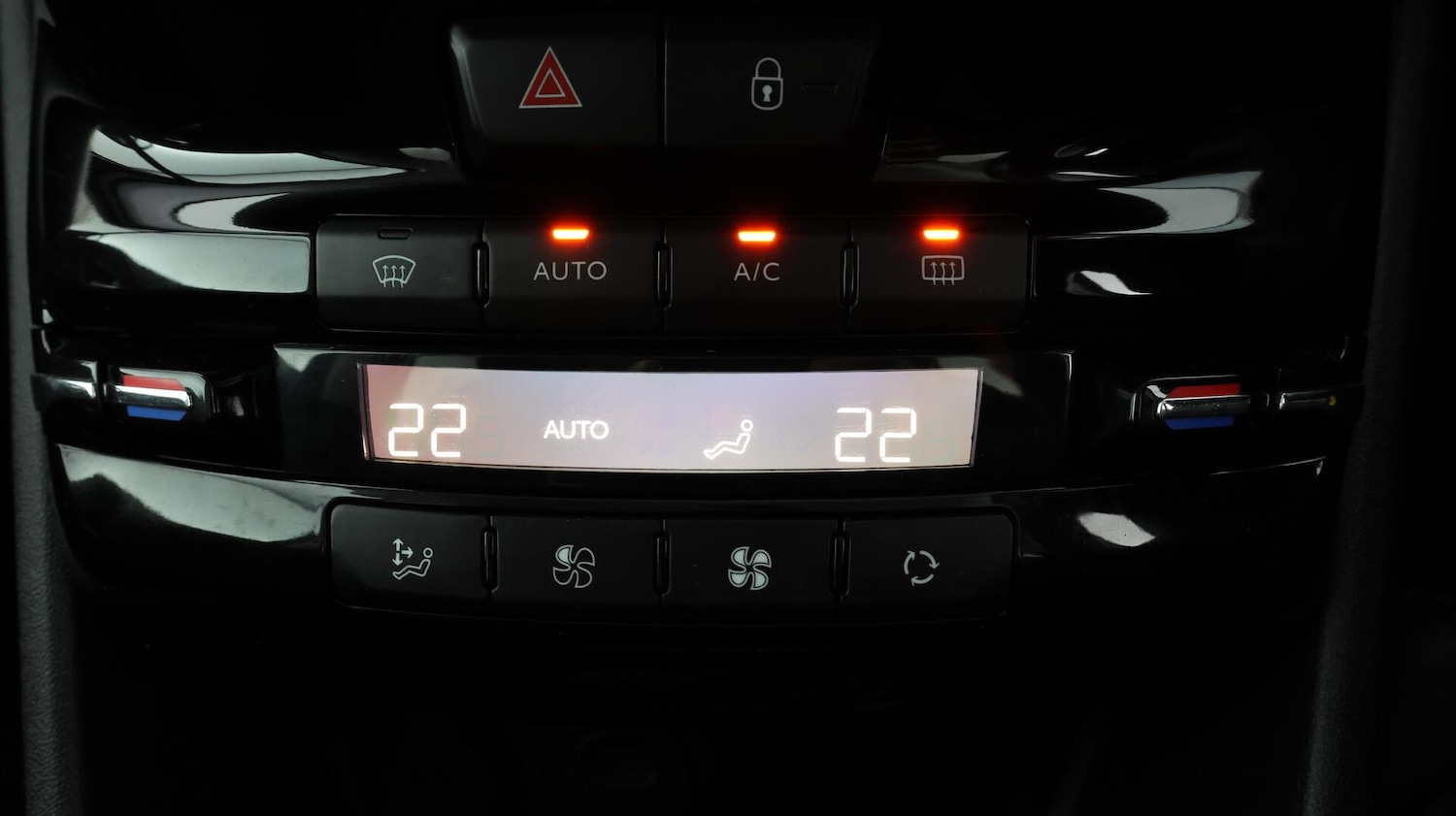 Used Peugeot 208 2019 for sale - 76607410: Photo 13