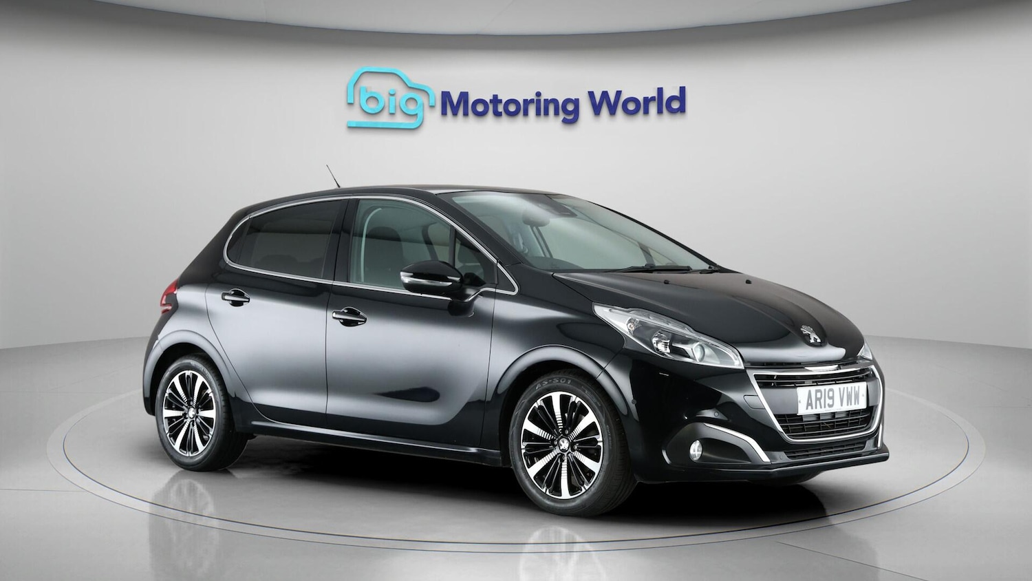 Used Peugeot 208 2019 for sale - 76607410: Photo 2