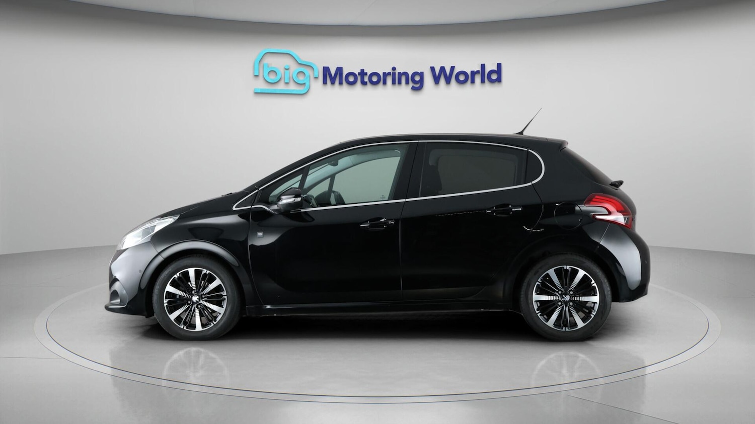 Used Peugeot 208 2019 for sale - 76607410: Photo 5