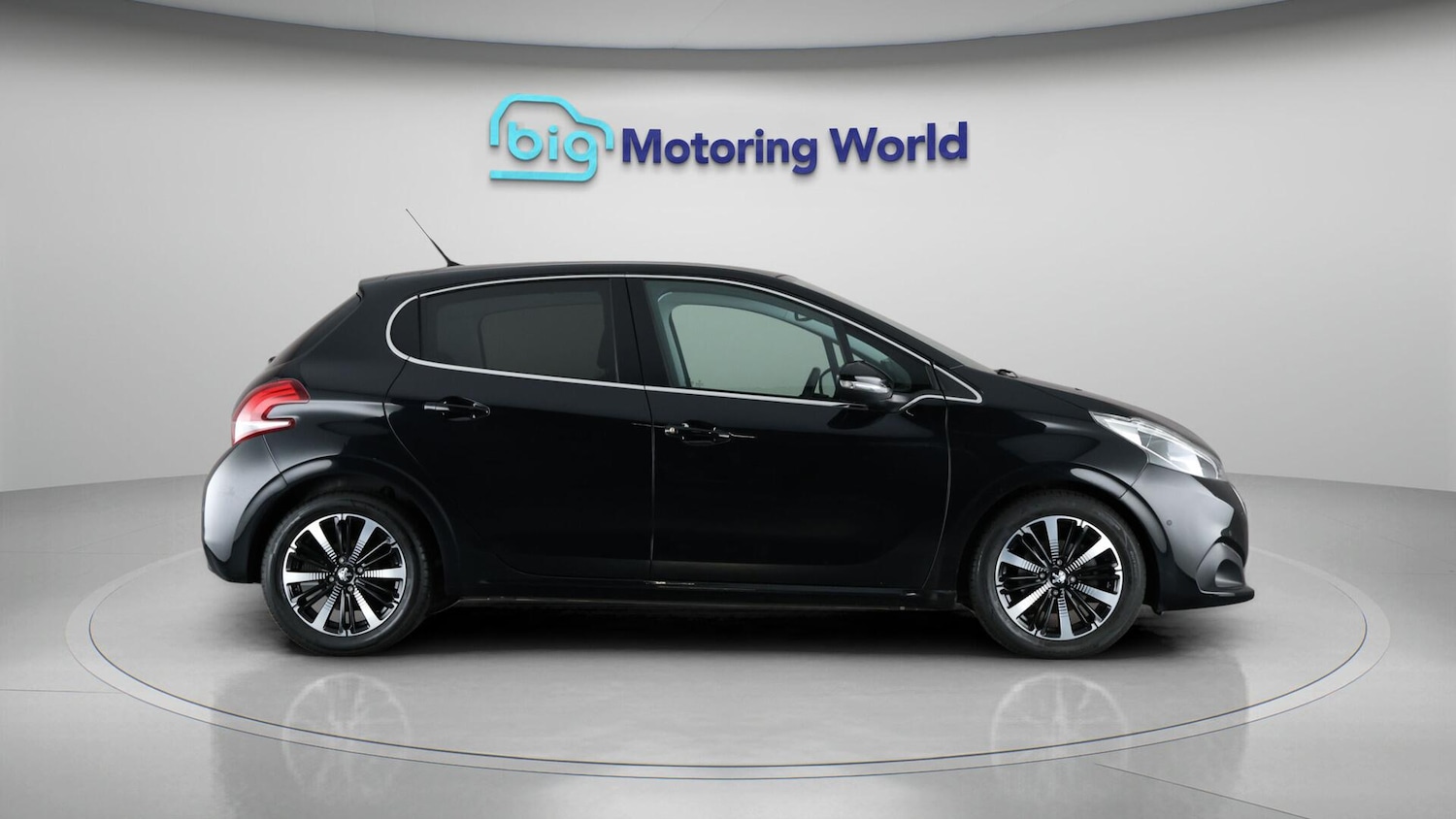 Used Peugeot 208 2019 for sale - 76607410: Photo 9