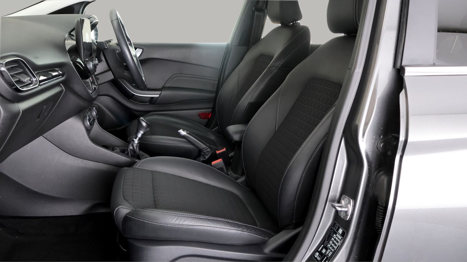 Used Ford Fiesta 2018 for sale - 77363847: Photo 14