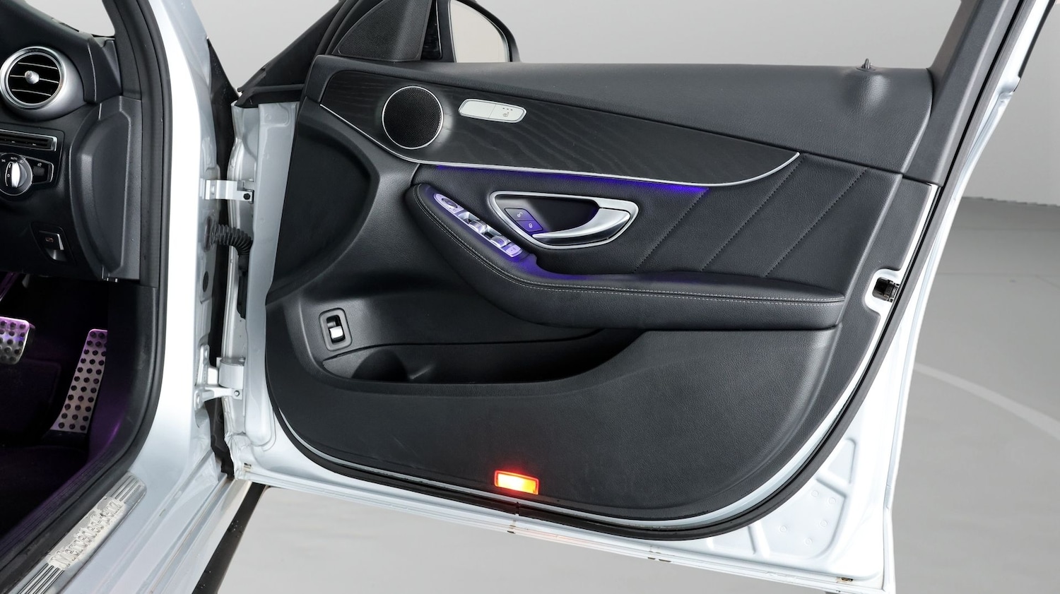 Used Mercedes-Benz C Class 2019 for sale - 77248377: Photo 15