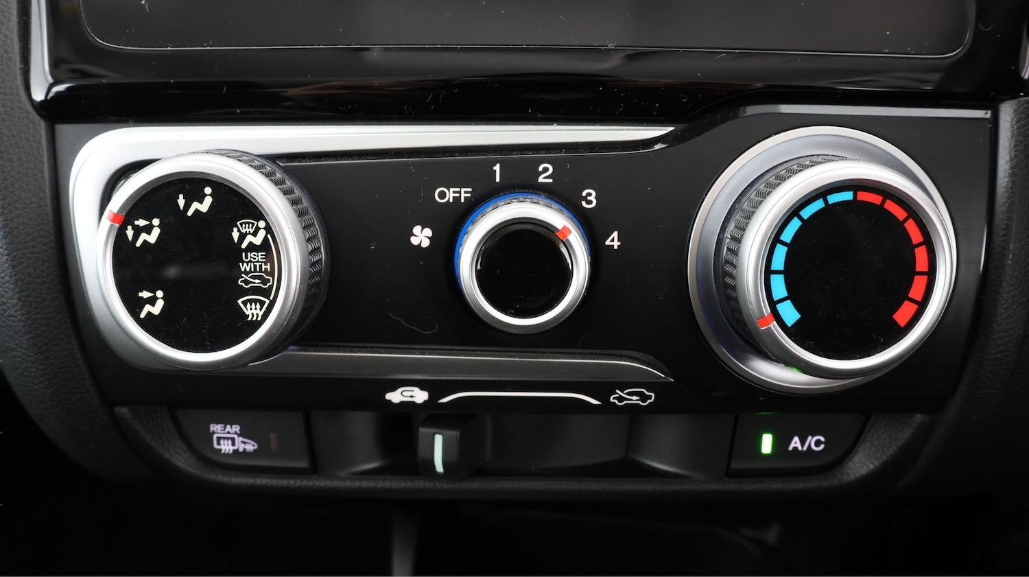 Used Honda Jazz 2019 for sale - 77630918: Photo 11